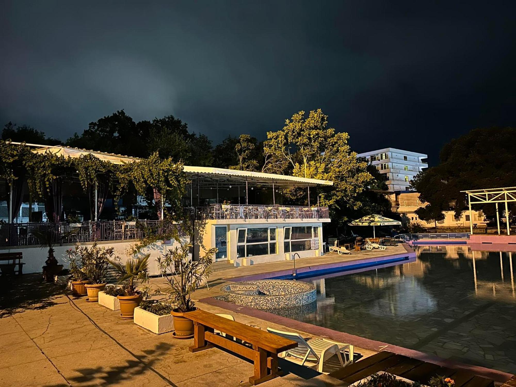 Хотел Рива Golden Sands Exteriör bild