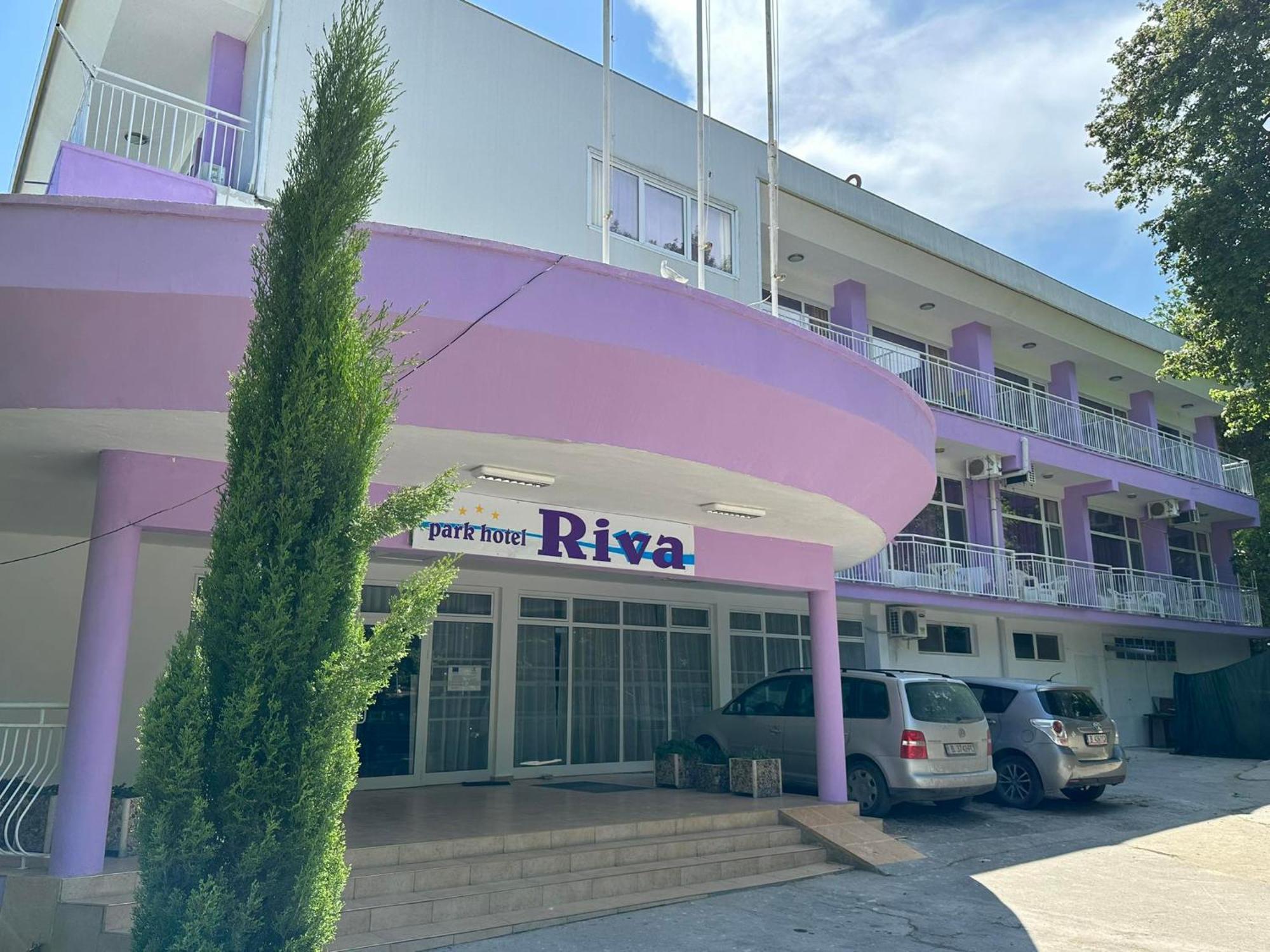 Хотел Рива Golden Sands Exteriör bild