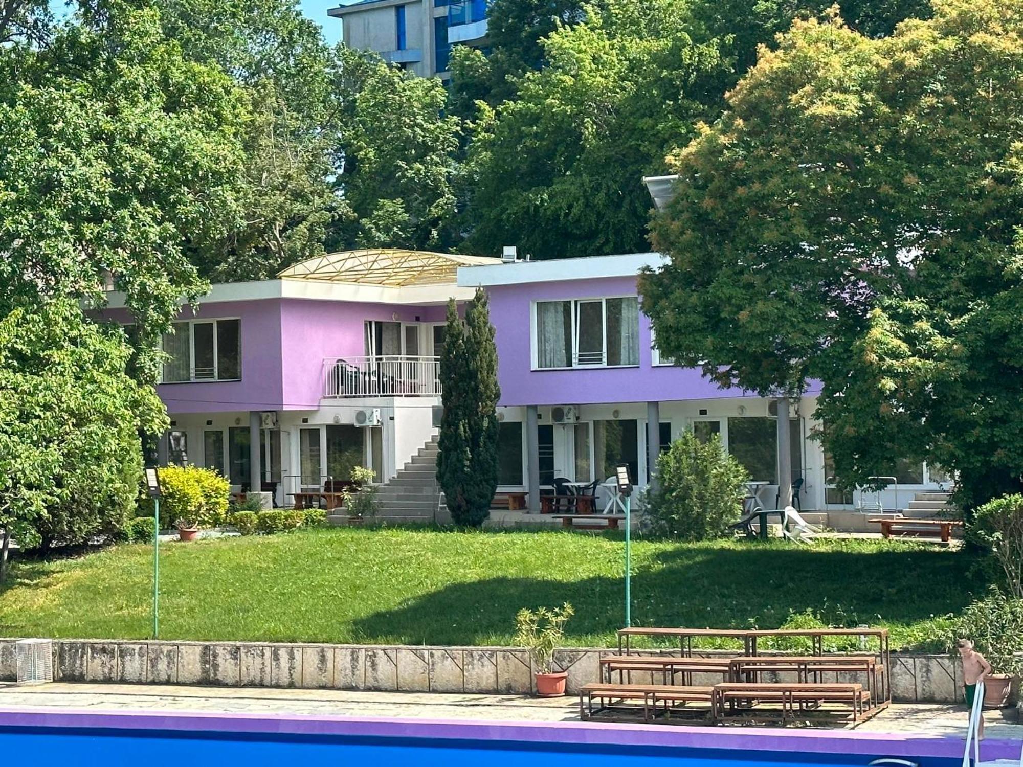 Хотел Рива Golden Sands Exteriör bild